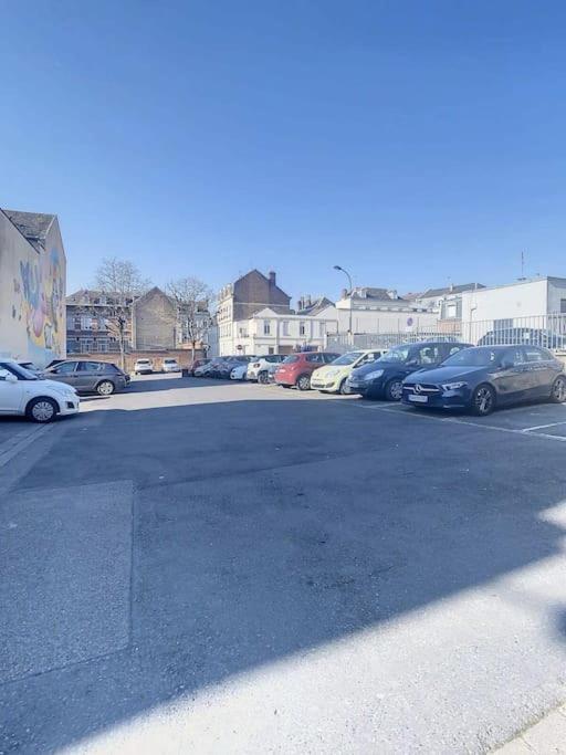 Stud Confort Centre Ville 4Pers Сен-Кантен Экстерьер фото